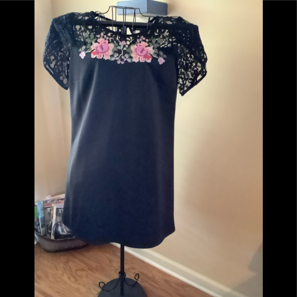 Luxology Black Dress.Sz M